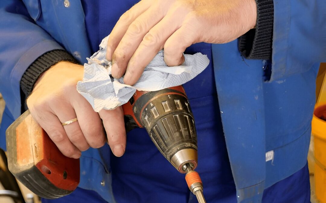 How to Clean Hand and Power Tools: A Complete Guide